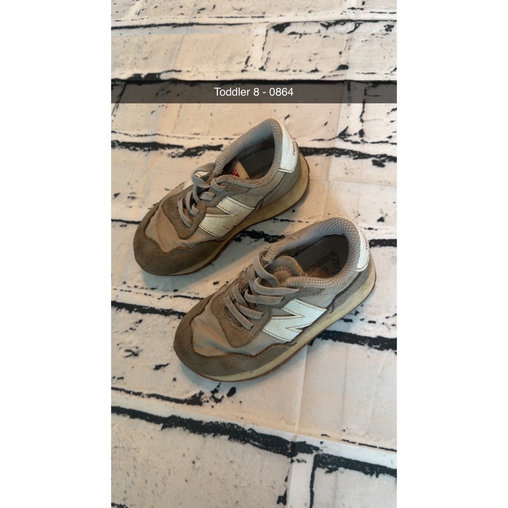 New Balance 237 Toddler Shoes Size 8 Tan Beige Retro Athletic Sneakers 0864